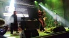 @Conchita WURST - Hit Me remix, first time live performance,...