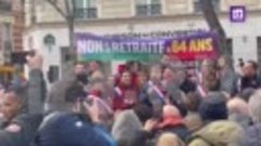 В Париже проходит масштабная акция протестаFull HD