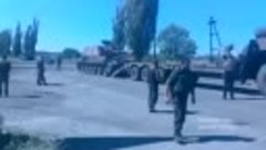Первый немецкий танк прибыл на Украину! Позорище!