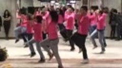 Flashmob Lipton Ice Tea statia de metrou Lujerului