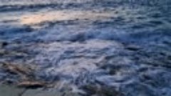 Закат на Хваре с плещущимися волнами 