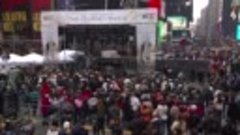 HAUSER - Game of Thrones - LIVE from Times Square, New York