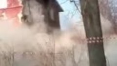 Момент обрушения дома в Киреевске