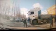 Полное видео вчерашнего происшествия в Щербинке