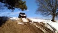 Snow and mud fun - LR Discovery, Cherokee and Sorento