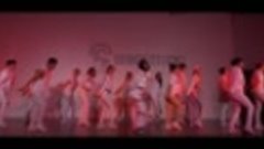 Chi Pu _ ĐÓA HOA HỒNG (QUEEN) - Dance Practice