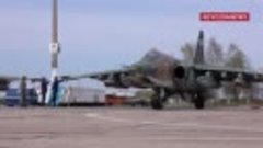 Штурмовики Су-25 разгромили замаскированные украинские позиц...