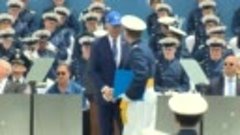 2023.06.02 VIDEO_ President Biden falls on stage while givin...