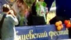 Выступление Екатерины Шавриной в Златоусте на Бушуевском фес...