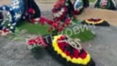 Во Владивостоке на Морском кладбище осквернили могилы бойцов...