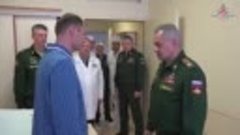 Министр обороны РФ поздравил военных медиков с профессиональ...