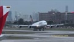 AIRBUS A380 CLOSE UP Action at MIAMI