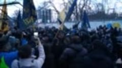 Драка украинских националистов с полицией в Черкассах