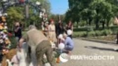 Акция памяти погибших в Донбассе детей прошла в Донецке, люд...