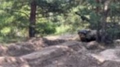 Российские танкисты в ЛНР обнаружили танк Леопард, но его эк...