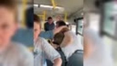 В Воронеже в автобусе напали на подростка