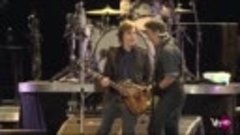 Paul McCartney &amp; Bruce Springsteen - I Saw Her Standing Ther...