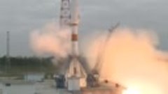 Успешно стартовала ракета с российской лунной станцией «Луна...