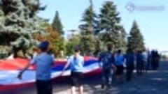 День флага. Кто пронёс 50-метровый триколор в центре Ульянов...
