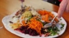 Сибирский салат Чафан. Из свеклы, моркови, капусты и мяса