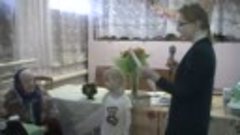 Настя поздравляет прабабушку с 90-летием