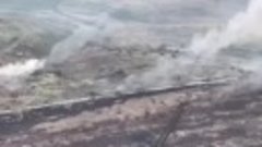 Видео продвижения российских бронетанковых колонн севернее А...
