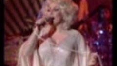 Dolly Parton - Baby I&#39;m Burnin • (The Midnight Special 1978)
