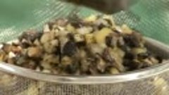 Пирог с грибами и картофелем - видео рецепт (360p).mp4