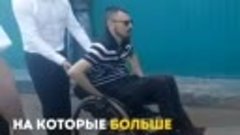 Мэр Нижнего Тагила посадил чиновников в инвалидные кресла
