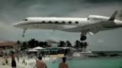 Один из самых необычных пляжей в мире Maho Beach!