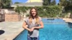Wipeout&#39;s Jill Wagner does the ALS Ice Bucket Challenge