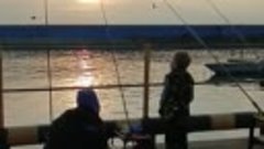 Сочи. Рыбаки в Имеретинском порту