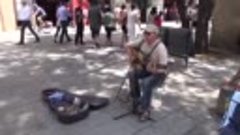 MUSICA EN CALLES Y METRO DE BARCELONA. HD