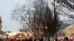 Рождественская  ярмарка на Манежной площади. Петербург.