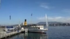 Наслаждение моментами спокойствия у фонтана в Женеве, взгляд...