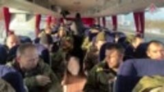 Кадры возвращения военнослужащих ВС РФ из плена