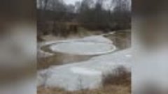 Ледяной круг на реке Циецере