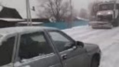 Видео от Прокопьевск.ру - чистка снега