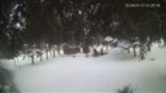 Дети забросали снежками Вечный огонь в Изобильненском округе...
