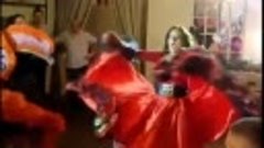 Цыганские танцы &quot;Сарэ патря&quot; на дне рождения. Цыганский анса...
