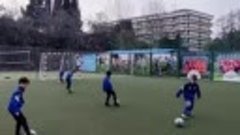Футбол тренировки спортшколы №4 в Бургасе