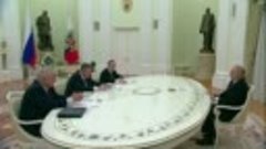 Леонид Слуцкий поздравил Владимира Путина с победой