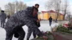 Асиновцы почтили память погибших в теракте в Подмосковье рос...