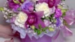 Сборная композиция цветов с добавлением орхидеи
3800₽/3300₽/...