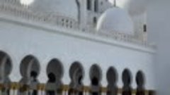 Мечеть шейха Зайда 🕌 
Визитная карточка Абу Даби. С неё мы ...