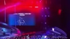 HammAli&amp;Navai с песней «Птичка» на сцене Премии Телеканала R...
