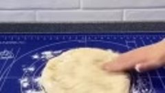 Хачапури с сырными бортиками  ( рецепт )