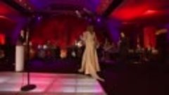 Carly Simon - Moonlight Serenade (Live On The Queen Mary )(7...