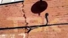 В красноярских Черемушках рухнула стена в одном из домов