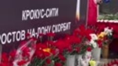 Волонтеры помогают жертвам Крокуса